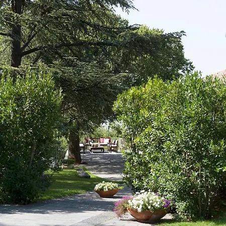 Villa Sleeps 6 With Pool Ragalna