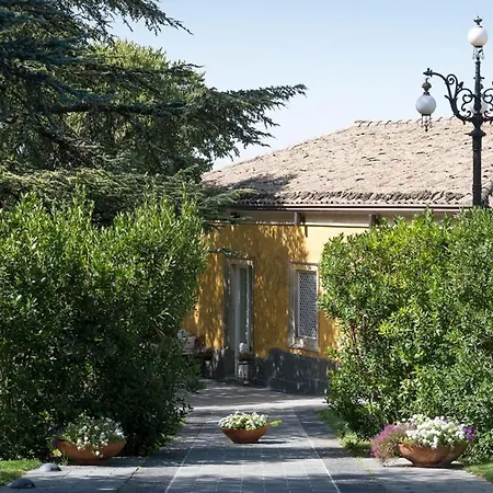 Sleeps 6 With Pool Ragalna